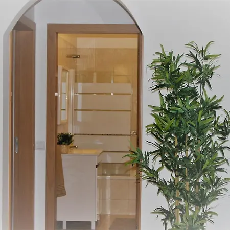 Casa Camões, Near Airport, 4km Beach Apartamento *